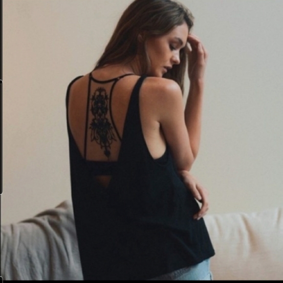 Lotus style design tatoo sport style bra - Picture 2 of 2